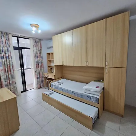 Three Bedroom Apartment In Qawra San Pawl il-Baħar Extérieur photo