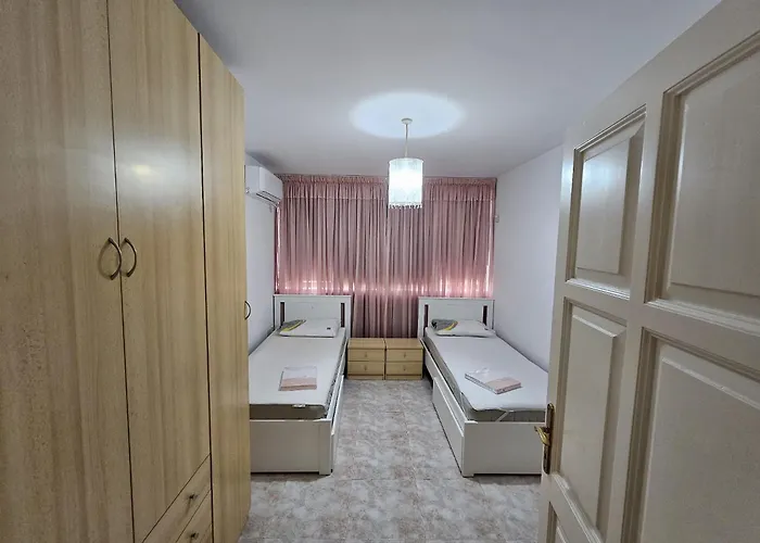 Three Bedroom Apartment In Qawra